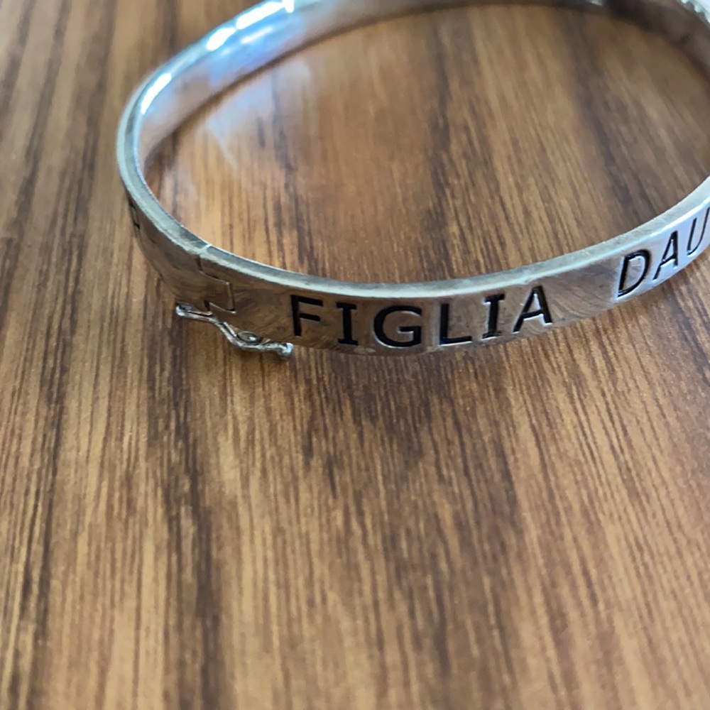 Carolee Sentiment Bangle - Picture 5 of 7